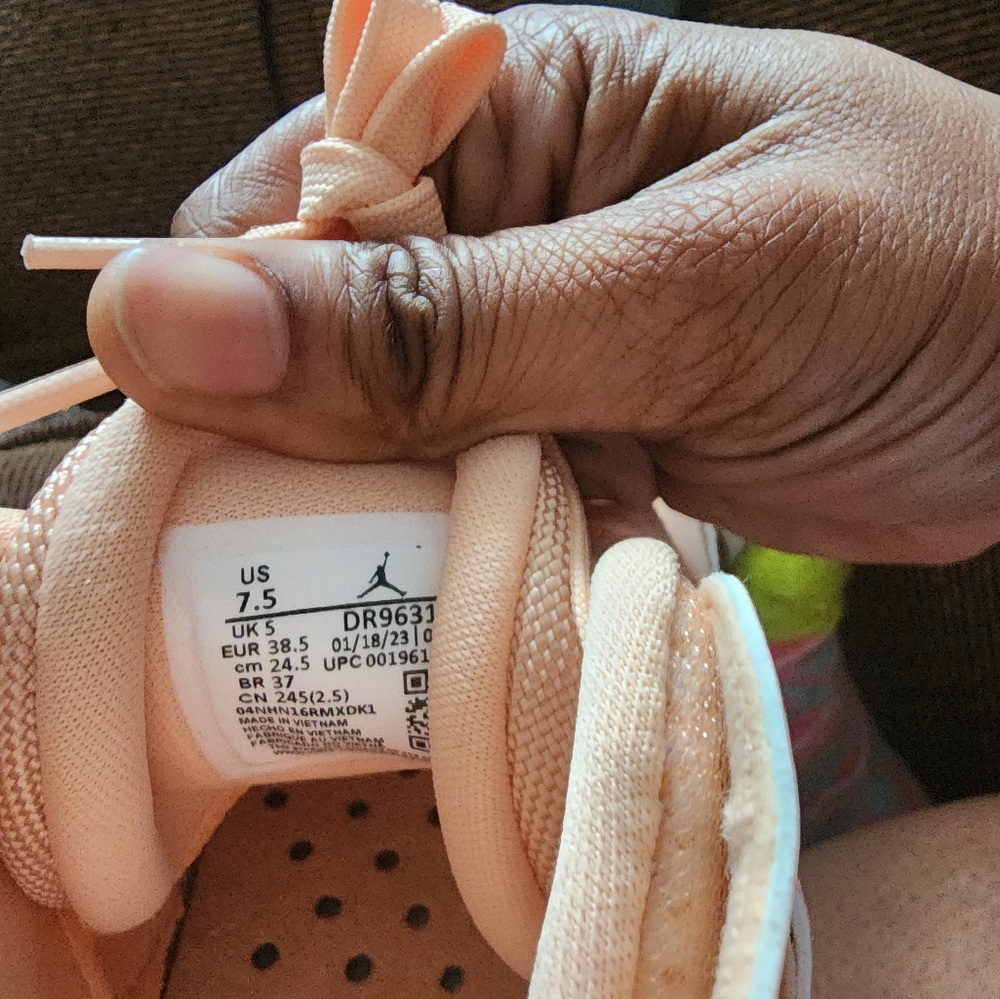 Female Jordan's
